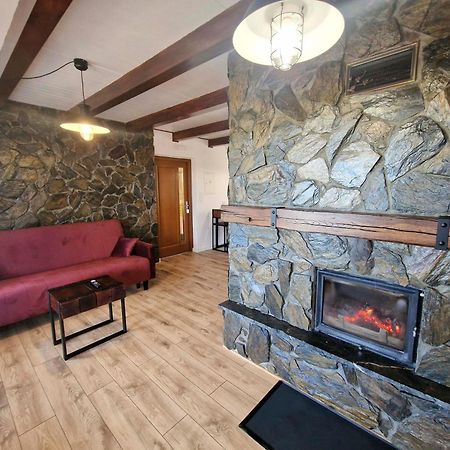 Zielona Przystan Hotel Manasterz ภายนอก รูปภาพ