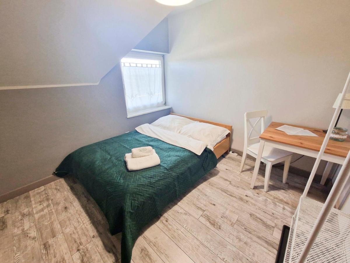 Zielona Przystan Hotel Manasterz ภายนอก รูปภาพ