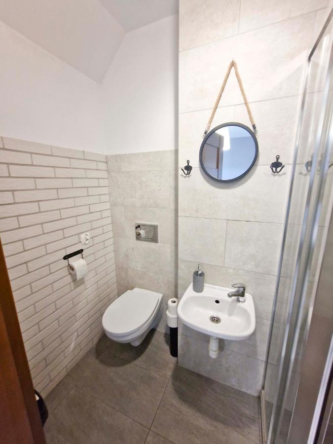Zielona Przystan Hotel Manasterz ภายนอก รูปภาพ