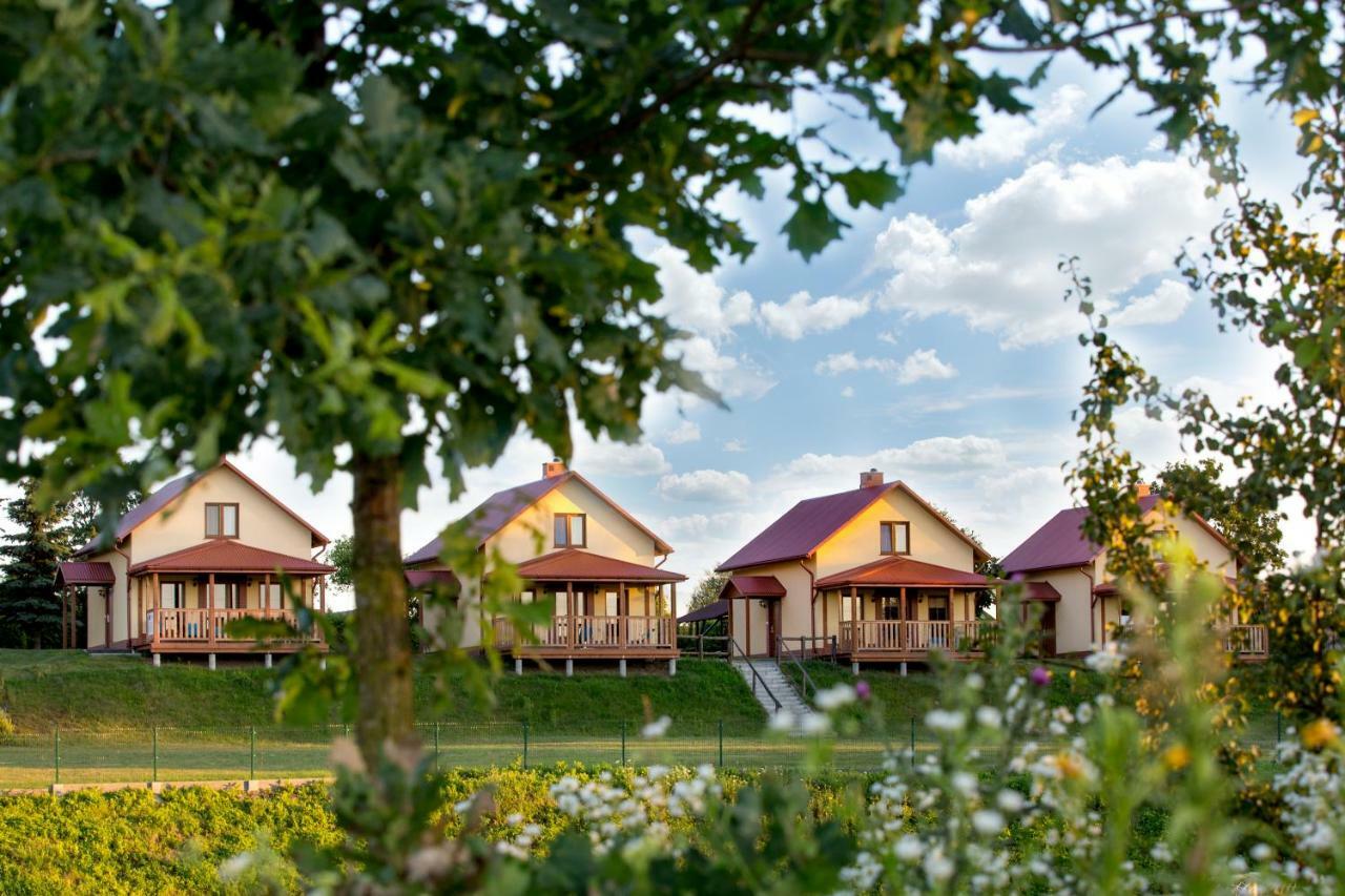 Zielona Przystan Hotel Manasterz ภายนอก รูปภาพ