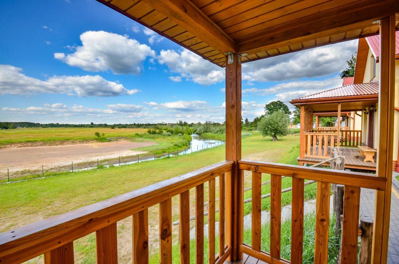 Zielona Przystan Hotel Manasterz ภายนอก รูปภาพ