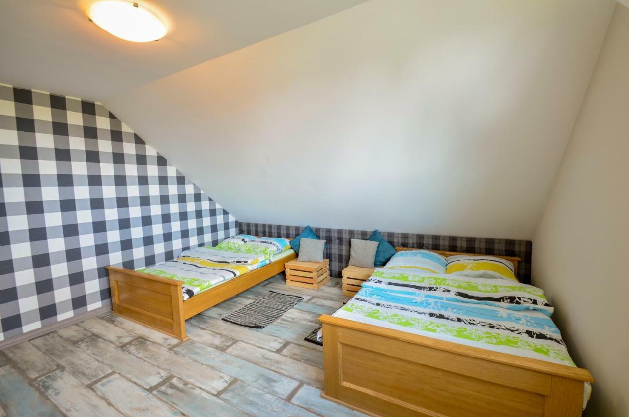 Zielona Przystan Hotel Manasterz ภายนอก รูปภาพ